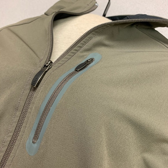 ‼️SOLD‼️{Columbia} Titanium Women's Omni-Shield - Picture 4 of 9